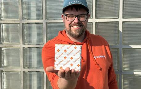 Cultilene cannabis cube with expert Chris van Asselt
